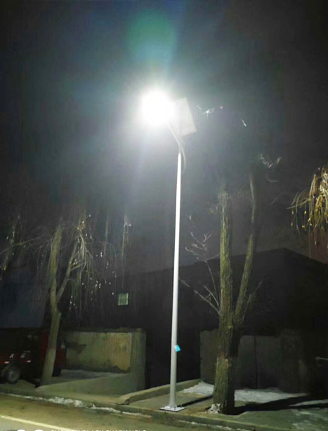 积石山县阿克陶太阳能路灯项目