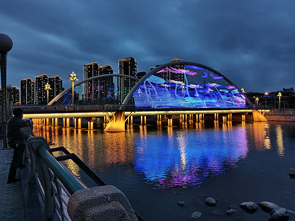 1742970194152440.jpg 阿克陶河道亮化.jpg