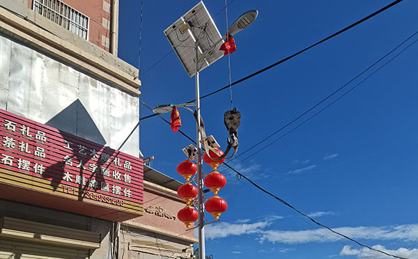 阿克陶智慧路灯在城市物联网系统中的集成与运维